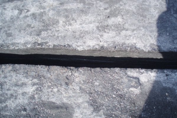 Diamond saws produce a clean narrow cut � this time in hard basalt.